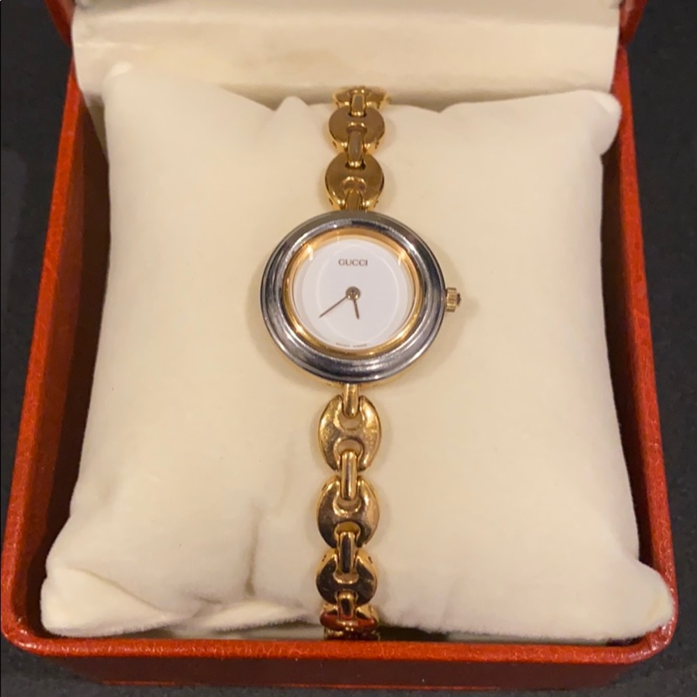 Vintage Gucci women’s watch